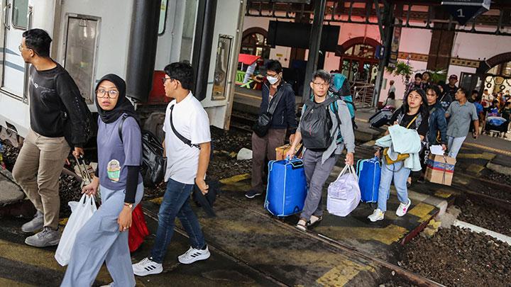 Seputar Berlibur Tahun Baru, 32 Ribu Ticket Kereta dari Semarang Masih Ada