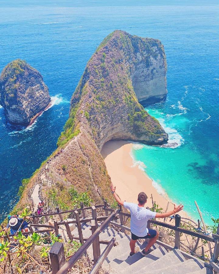 Wisata Pantai Kelingking Nusa Penida menjadi Salah Satu Pantai Terbaik Tripadvisor